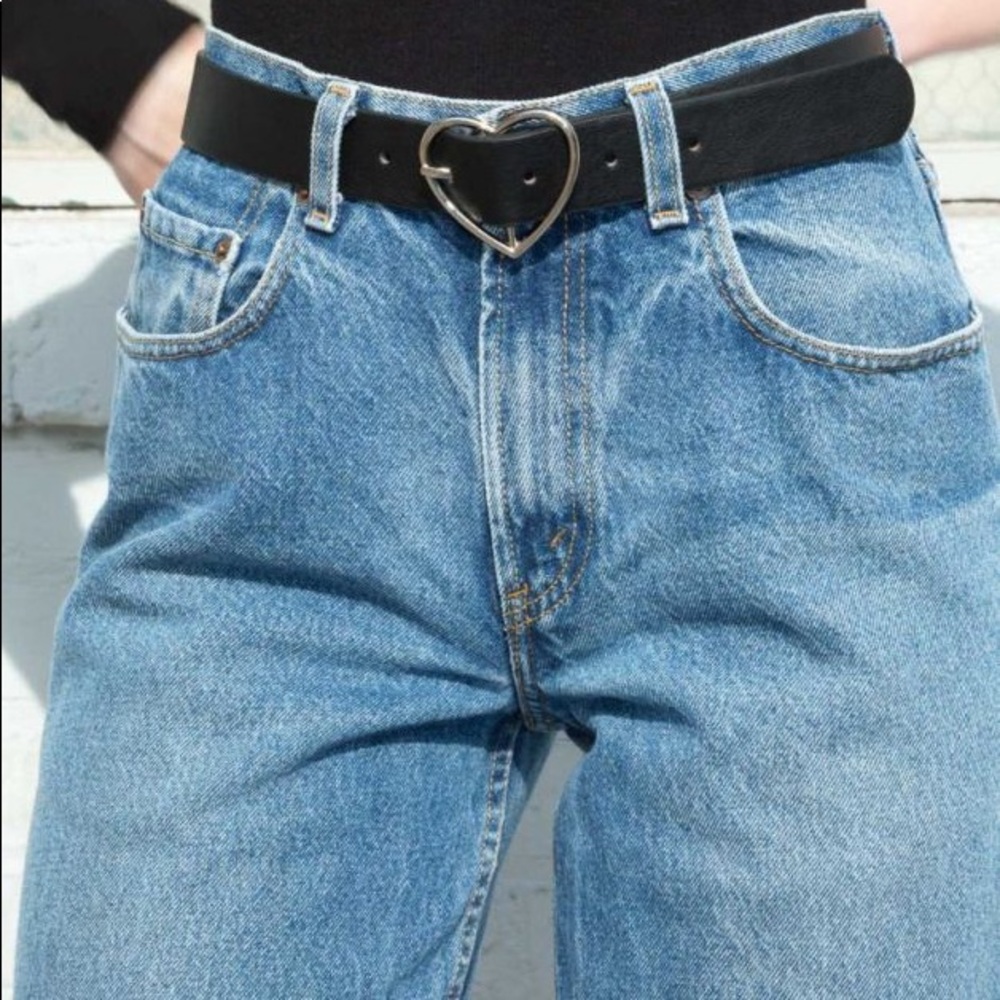 Brandy Melville heart belt!